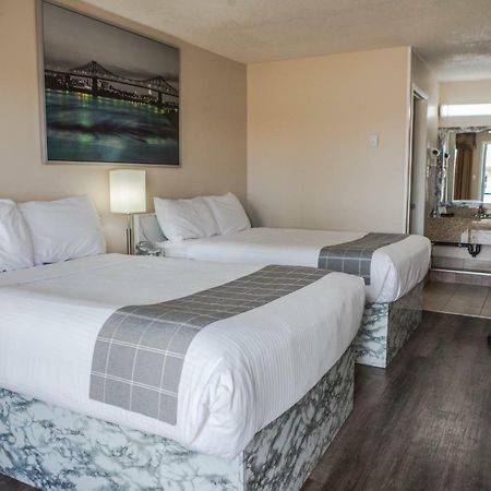 Canadian Motel نورث باتلفورد المظهر الخارجي الصورة