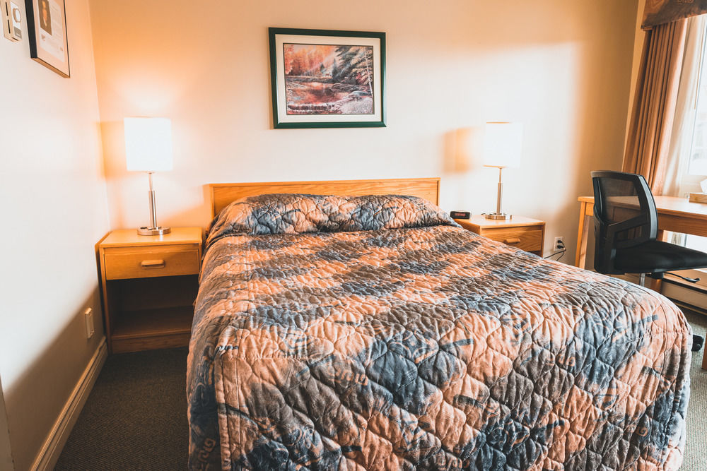 Canadian Motel نورث باتلفورد المظهر الخارجي الصورة
