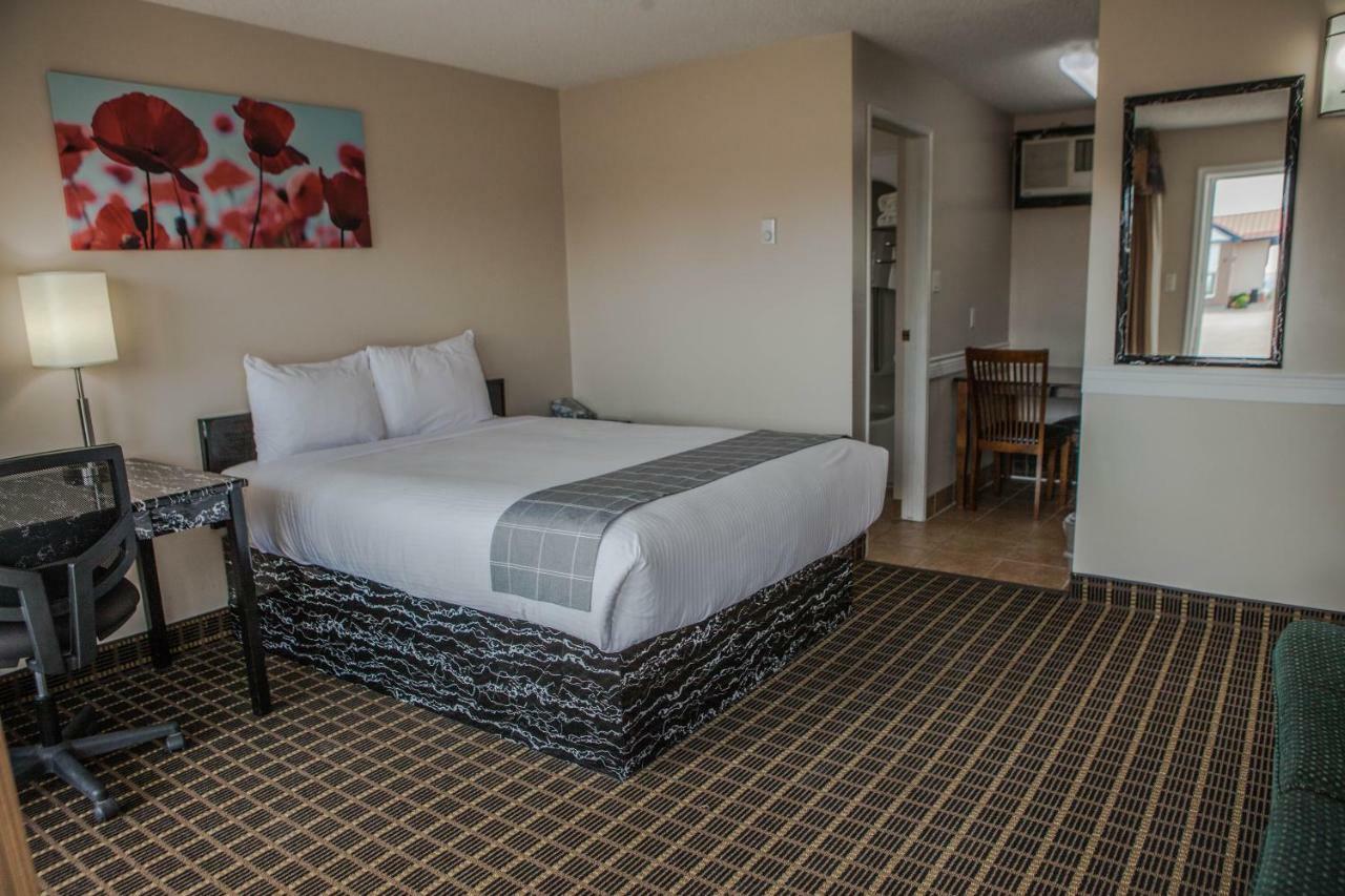 Canadian Motel نورث باتلفورد المظهر الخارجي الصورة