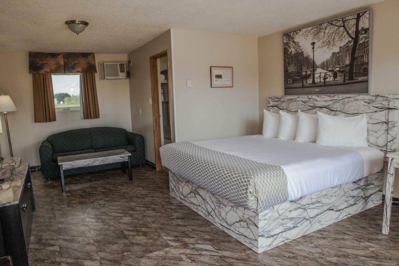 Canadian Motel نورث باتلفورد المظهر الخارجي الصورة